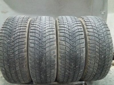 Лот: 19550394. Фото: 1. Michelin X-ice north 3 215/65... Шины
