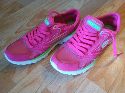 Лот: 9404198. Фото: 1. кроссовки Skechers. Кеды, кроссовки, слипоны