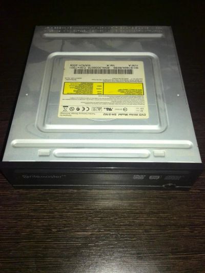 Лот: 9447679. Фото: 1. DVD+RW (R,DL) привод IDE SH-S162. Приводы CD, DVD, BR, FDD