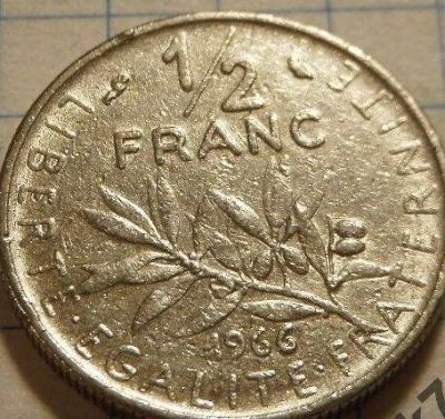 Лот: 9444421. Фото: 1. Франция 1/2 франка 1966. Европа