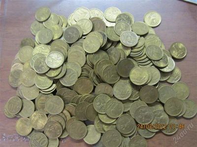 Лот: 1670911. Фото: 1. Монеты 10копеек кучкой (не магнит... Россия после 1991 года