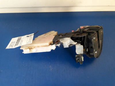 Лот: 21413742. Фото: 1. замок двери Nissan Primera P10. Двигатель и элементы двигателя