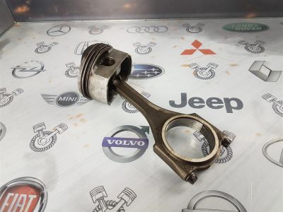 Лот: 23592209. Фото: 1. Поршень с шатуном Audi A6 BKH... Двигатель и элементы двигателя
