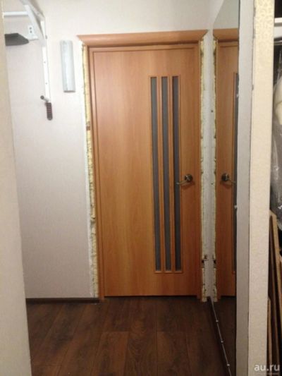 Лот: 8687143. Фото: 1. Продам б/у дверь вместе с коробом. Двери межкомнатные