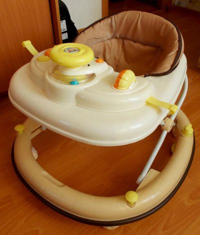 Лот: 5037150. Фото: 1. Ходунки. Ходунки, прыгунки, качели