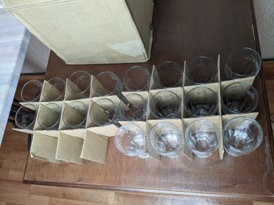 Лот: 20966059. Фото: 1. Коробка фирменных бокалов Coca-Cola... Кружки, стаканы, бокалы
