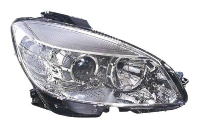 Лот: 3699786. Фото: 1. Фара правая mercedes w204 (06-10... Оптика и освещение