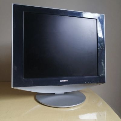 Лот: 22024054. Фото: 1. Монитор Sony SDM-HS93. ЖК-мониторы