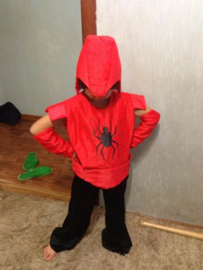 Лот: 3198324. Фото: 1. Продам костюм человека паука!. Детские карнавальные, праздничные костюмы