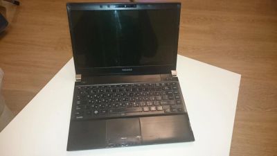 Лот: 9492137. Фото: 1. Ноутбук Toshiba 13,3". Ноутбуки