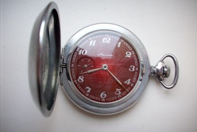 Лот: 19533381. Фото: 1. Часы карманные Молния. Оригинальные наручные часы