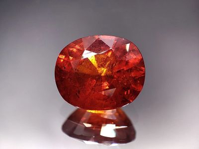 Лот: 21324796. Фото: 1. 8.60 ct. Гранат Спессартин овал... Драгоценные и поделочные камни