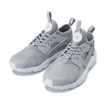 Лот: 10727466. Фото: 1. Кроссовки air huarache. Кеды, кроссовки, слипоны