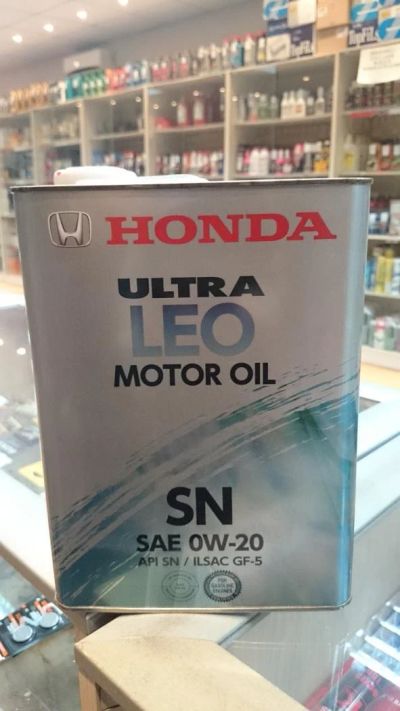 Лот: 4584848. Фото: 1. Моторное масло HONDA ULTRA LEO... Масла, жидкости