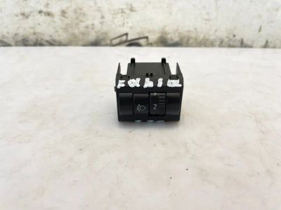 Лот: 25628430. Фото: 1. кнопка корректора фар Skoda Fabia... Оптика и освещение