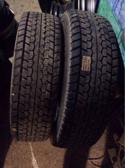 Лот: 6270395. Фото: 1. Грузовые шины Dunlop 205/75R16... Шины