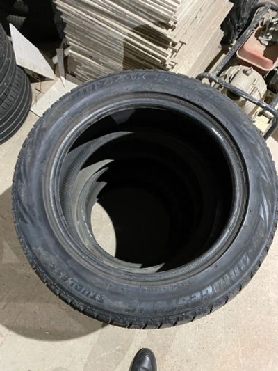 Лот: 20007822. Фото: 1. Шины Bridgestone blizzak revo... Шины