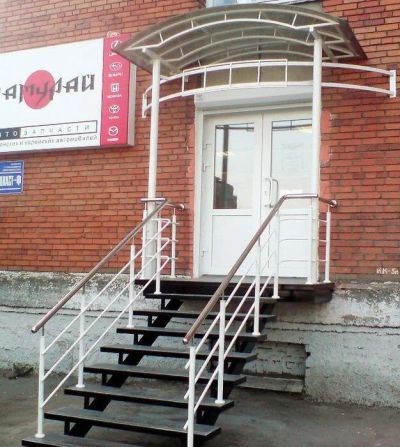 Лот: 10319365. Фото: 1. Нужно сделать и установить металлическое... Другое (строительство и ремонт)