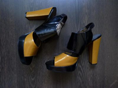 Лот: 3512146. Фото: 1. Новые стильные туфли босоножки... Босоножки