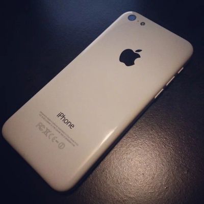 Лот: 8621117. Фото: 1. iphone 5c white 32gb. Смартфоны