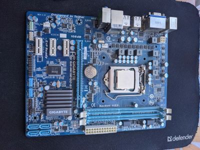 Лот: 16220867. Фото: 1. Gigabyte GS-H61M-D2-B3. Материнские платы