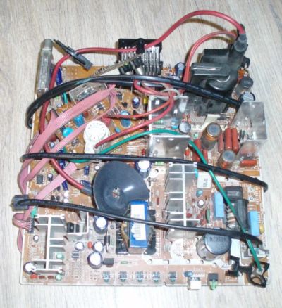 Лот: 22557235. Фото: 1. Шасси телевизора Samsung CS-21Z47ZQQ... Запчасти для телевизоров, видеотехники, аудиотехники