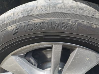 Лот: 16146320. Фото: 1. Комплект шин Yokohama BluEarth... Шины