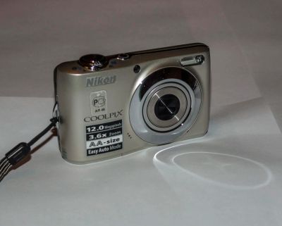 Лот: 8601803. Фото: 1. Годный фотоаппарат Nikon Coolpix... Цифровые компактные