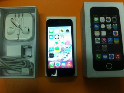 Лот: 6776661. Фото: 1. Iphone 5 s.Повторно.Покупатель... Смартфоны