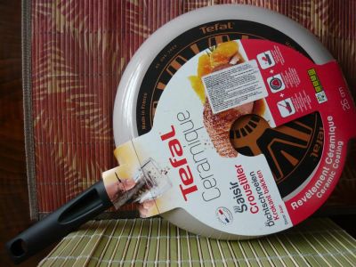 Лот: 3443042. Фото: 1. Сковорода Tefal с КЕРАМическим... Сковороды и сотейники