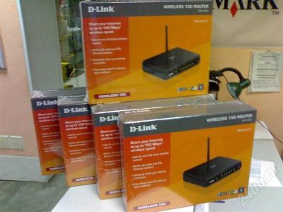 Лот: 517334. Фото: 1. Интернет без проводов - Маршрутизатор... WiFi, Bluetooth адаптеры