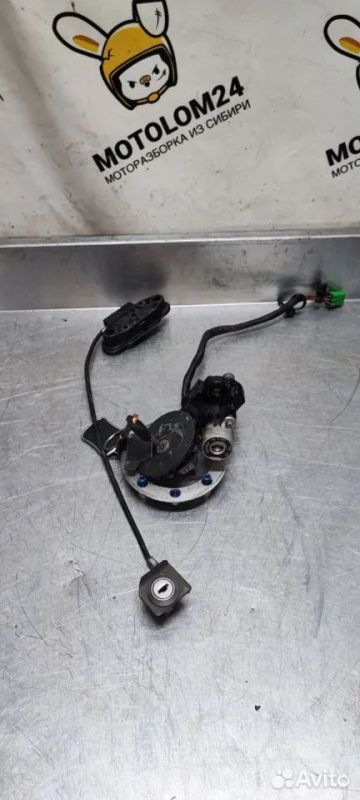 Лот: 22463105. Фото: 1. Комплект замков Suzuki gsx 600... Запчасти