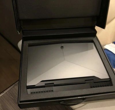 Лот: 14554996. Фото: 1. Ноутбук Alienware 17 R4 (i7-7820hk... Ноутбуки