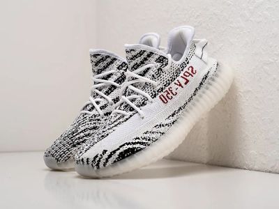 Лот: 12686443. Фото: 1. Кроссовки Adidas Yeezy 350 Boost... Кеды, кроссовки, слипоны