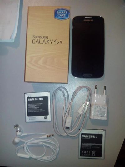 Лот: 3749552. Фото: 1. Samsung S4(вроде китаец,хотя написано... Смартфоны