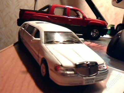 Лот: 1230585. Фото: 1. 1999 LINCOLN TOWN CAR STRETCH... Автомоделизм