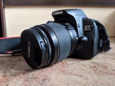 Лот: 14112695. Фото: 1. Canon EOS 650D Kit Фотоаппарат... Цифровые зеркальные