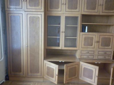 Лот: 3567711. Фото: 1. Стенка/шкаф/горка/даром. Гостиные, стенки, горки