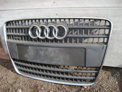 Лот: 423802. Фото: 1. Облицовка со значкоми AUDI Q7. Кузов