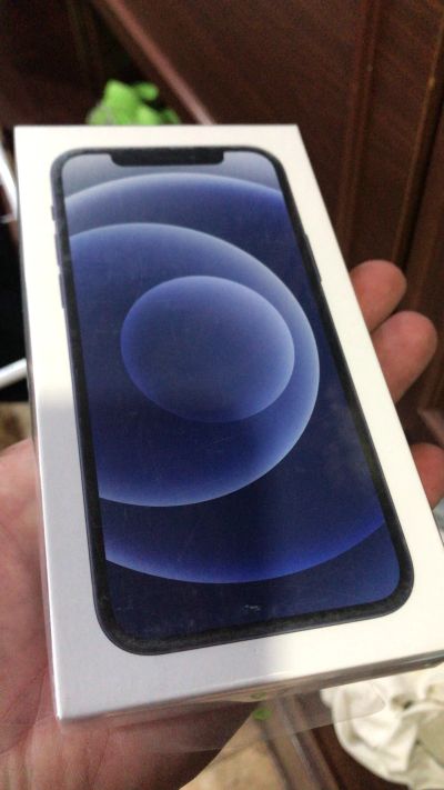 Лот: 19822507. Фото: 1. Apple iPhone 12 64gb чёрный.новый... Смартфоны