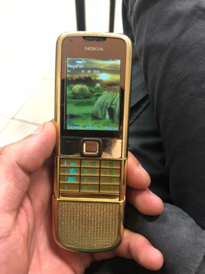 Лот: 11881173. Фото: 1. Nokia 8800. Кнопочные мобильные телефоны