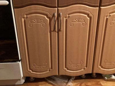 Лот: 12699854. Фото: 1. Две двери от кухонного гарнитура... Кухонные гарнитуры