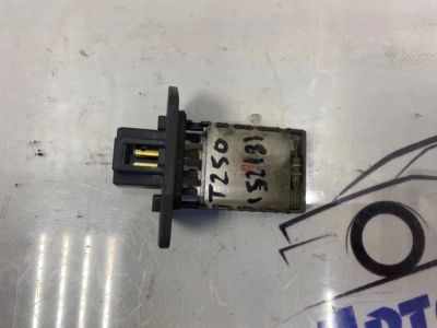 Лот: 21714830. Фото: 1. реостат печки Chevrolet Aveo T250. Двигатель и элементы двигателя