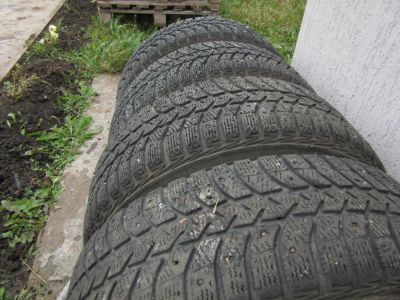 Лот: 6213272. Фото: 1. 4 колеса bridgestone ice cruiser... Шины