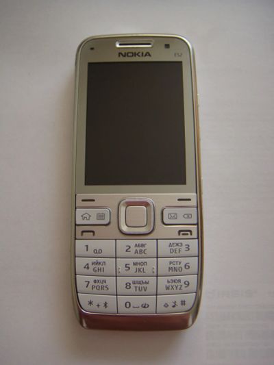 Лот: 18834272. Фото: 1. Nokia E52 White (E52-1 RM-469). Смартфоны