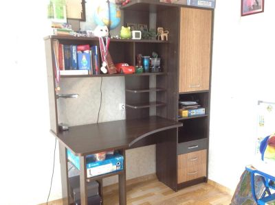 Лот: 5967159. Фото: 1. стол компьютерный. Компьютерные и письменные столы