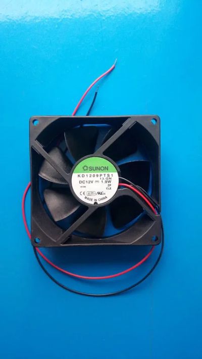 Лот: 17235011. Фото: 1. Вентилятор 12V 92x92x25mm 2pin... Радиаторы, системы охлаждения