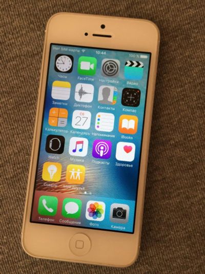 Лот: 8073776. Фото: 1. iPhone 5 16 Gb. Смартфоны