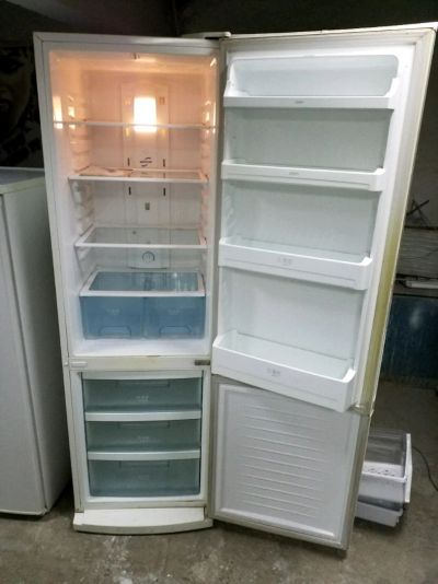 Лот: 11338223. Фото: 1. Холодильник б у Daewoo (специалезированный... Холодильники, морозильные камеры