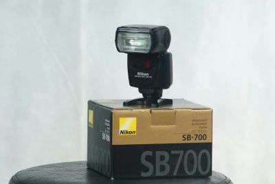 Лот: 3295539. Фото: 1. Вспышка Nikon Speedlight SB-700... Другое (фото, видеокамеры, оптика)